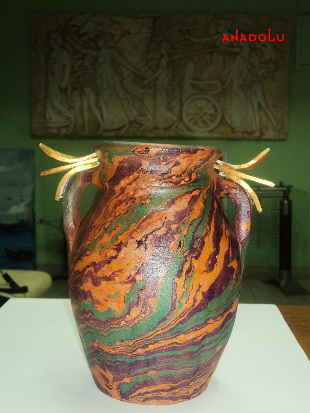 Gaziantepte Vazo Üzerine Ebru Yapımları