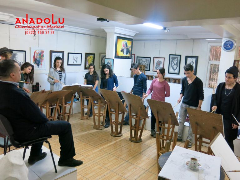 Anadolu Güzel Sanatlar Çizim Dersinde Gaziantepda