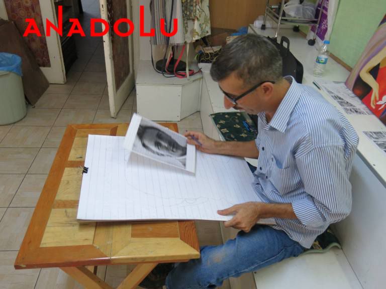 Kareleme Tekniği İle Karakalem Çalışması Gaziantep